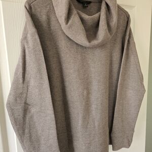 BANANA REPUBLIC TAN Cowl neck sweater M